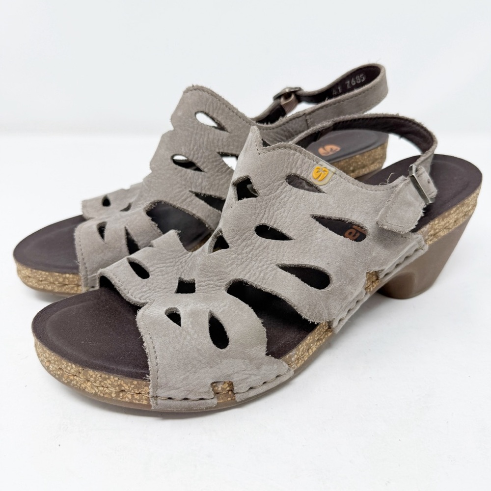 Jungla Gray Suede LEA Ankle Strap Low Wedge Sandals Size 41 EU 10 US Style 7685